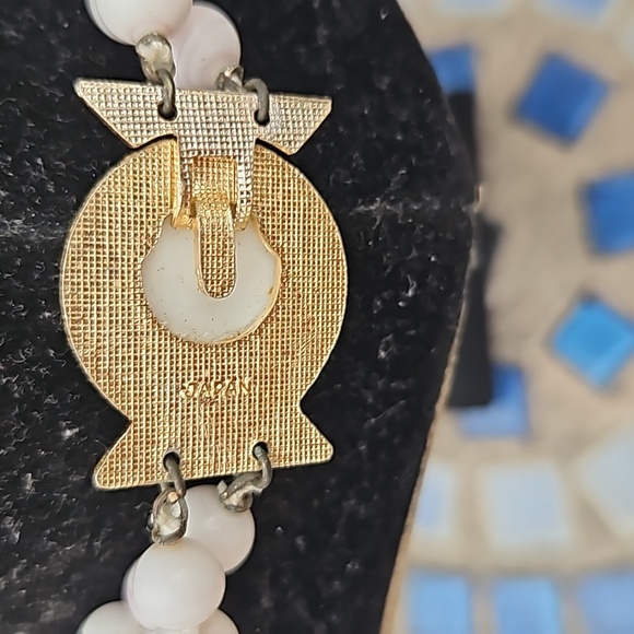 Vintage Striped Glass Beaded Necklace Double Strand Floral Clasp Pink/White W OS - Picture 5 of 5